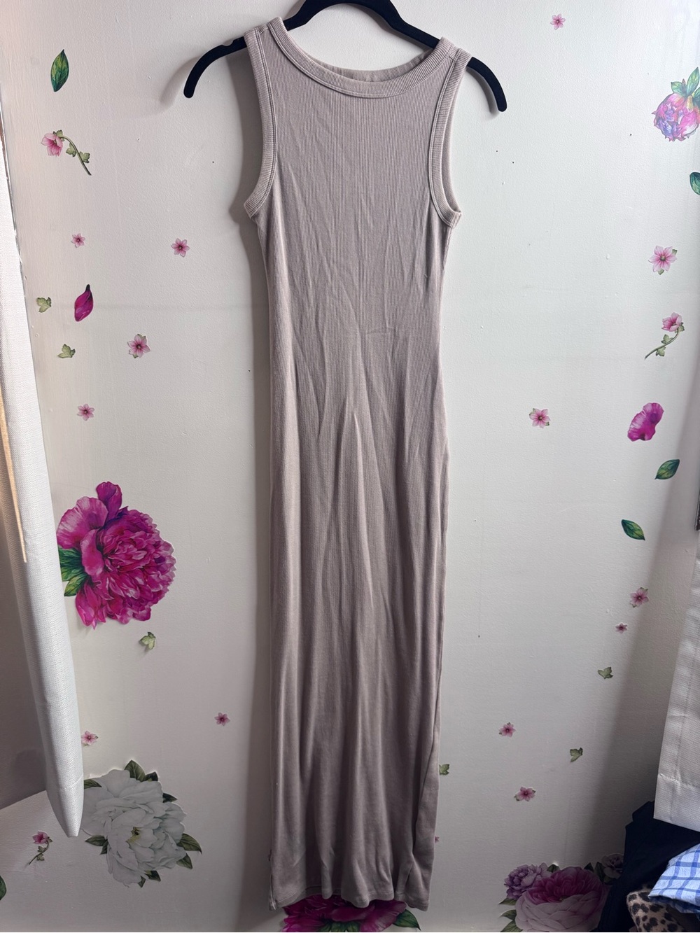 Sleeveless Ribbed Maxi Dress in Taupe